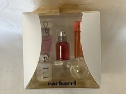 Coffret 5 miniatures parfums « Anaïs Anaïs », « NOA », « Promesse », « liberté », « Amor Amor ».