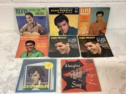 Lot de 7 vinyles 45T Elvis et 1. 45T The 4 Knights