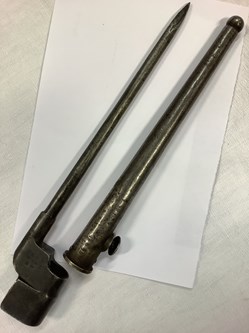 Baillonnette numéro 4 MK2 et son fourreau