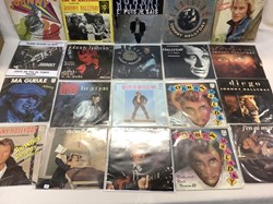 24 vinyles 45 T.