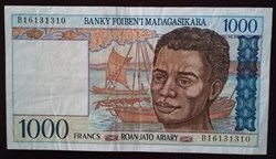 Madagascar P-076b 1000 francs 1995
