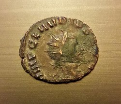 CLAUDE II Le Gothique Antoninien Avers : IMP Claudius AVG Revers : VIRT-V-S AVG