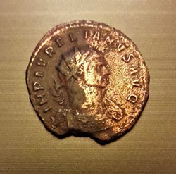 Aurelien aurelianus - Avers : IMP AVRELIANVS AVG - Revers : IOVI CON-SER// P