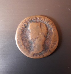 CLAUDE AE AS Avers : TI CLAVDIVS CAESAR AVG P M TR P IMP Revers : LIBERTAS AVGVSTA S-C,