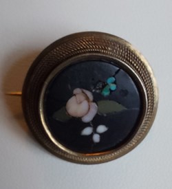 Brosch pietra dura