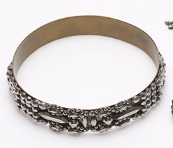 Cut steel, armband