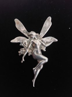 Silverbrosch älva