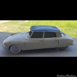 Citroën DS berline – sans vitre ivoire/aubergine