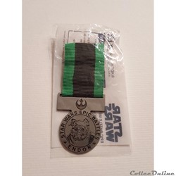 2015 - ToysRUs - MédailleStar Wars Epic Battles Endor - 2/4
