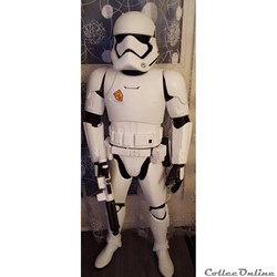 2015 - Jakks Pacific - Disney - Stormtrooper du premier ordre compagnon de combat 122 cm