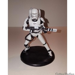 2015 - Star Wars - Le réveil de la force - Flametrooper