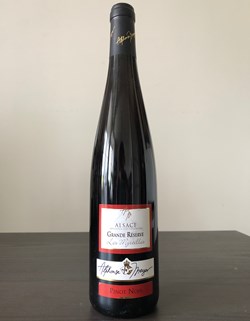 Vin d'Alsace. Alphonse Meyer. Grande réserve. Les myrtilles, Pinot noir, 2016.