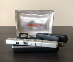 Appareil photo argentique Minox C.