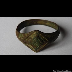bague 8