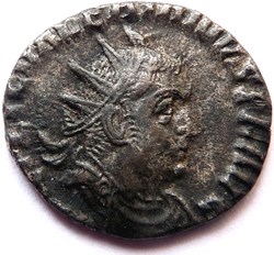 Valérien 255-256/Rome/VIRTVS AVGG