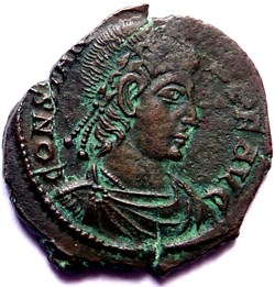 Constans 341-347/Aquilée/VICTORIAE DD AVGG Q NN