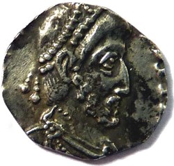 Eugène 392-394/Trèves/VIRTVS ROMANORVM