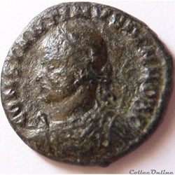 Constantin II 324/Thessalonique/CAESARVM NOSTRORVM