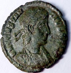 Constance II 350-351/Siscia/VICTORIA CAESARIS