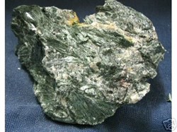 Actinolite, Axinite