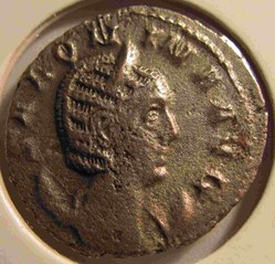 Salonina 257-258 AD, AR Ant