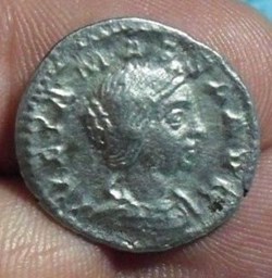 Julia Maesa, AR Denarius 218-222AD