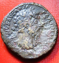 Sesterce - LUCIUS VÉRUS - TR POT VIII