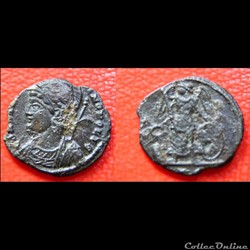 nummus - CONSTANTINOPLE - Victoire