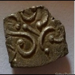 Savès 390 et 257 - Drachme au triskèle