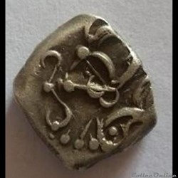Savès 119 - Drachme à la tête triangulaire