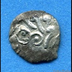 Savès 419 - Obole à la tête bouclée du Causé