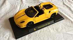 Ferrari Scuderia Spider 16M - 2008
