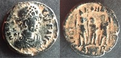 RIC.153 Honorius (AE3/4, Gloria Romanorvm)