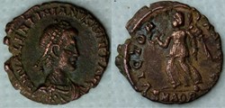RIC.34b1 Valentinien II (AE3, Victoria Avggg)