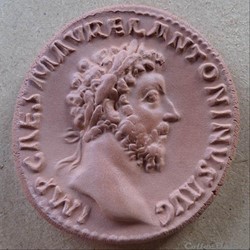 Marc Aurèle médaillon