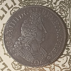 Louis XIV Écu aux 8L 2è type rf