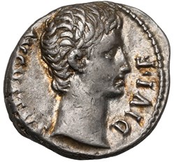 AUGUSTUS (27 BC-14 AD). Denarius. Lugdunum.