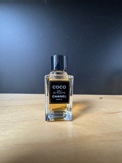 CHANEL - Coco