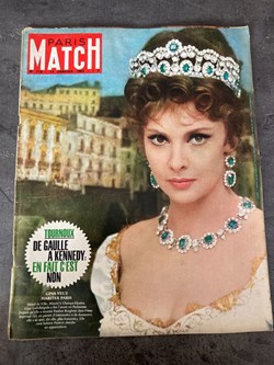 PARIS MATCH 718 - 12/01/1963