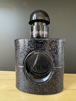 YVES SAINT-LAURENT - Black Opium