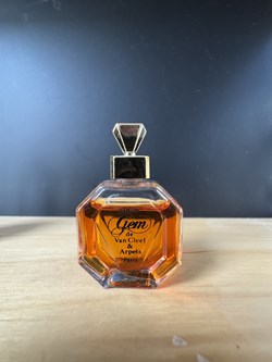 VAN CLEEF & ARPELS - Gem