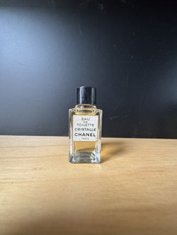 CHANEL - Cristalle