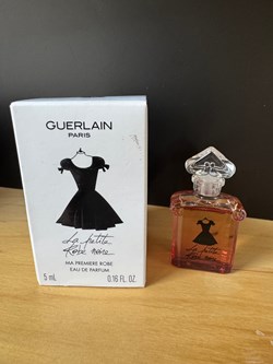 GUERLAIN - La Petite Robe Noire (Travellers Exclusive)