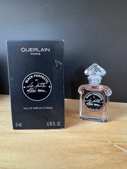 GUERLAIN - La Petite Robe Noire (Travellers Exclusive)