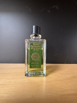 MAX FACTOR - Royal Regiment