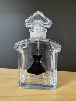 GUERLAIN - La Petite Robe Noire