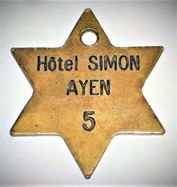 Hotel Simon - Ayen - France