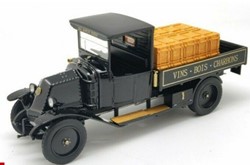 RENAULT MY 1924 Au Petit Noir vente de Vins Bois Charbons