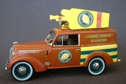 Renault Juvaquatre Teisseire
