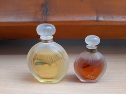 NINA RICCI: Flacon et Miniature de Parfum NINA